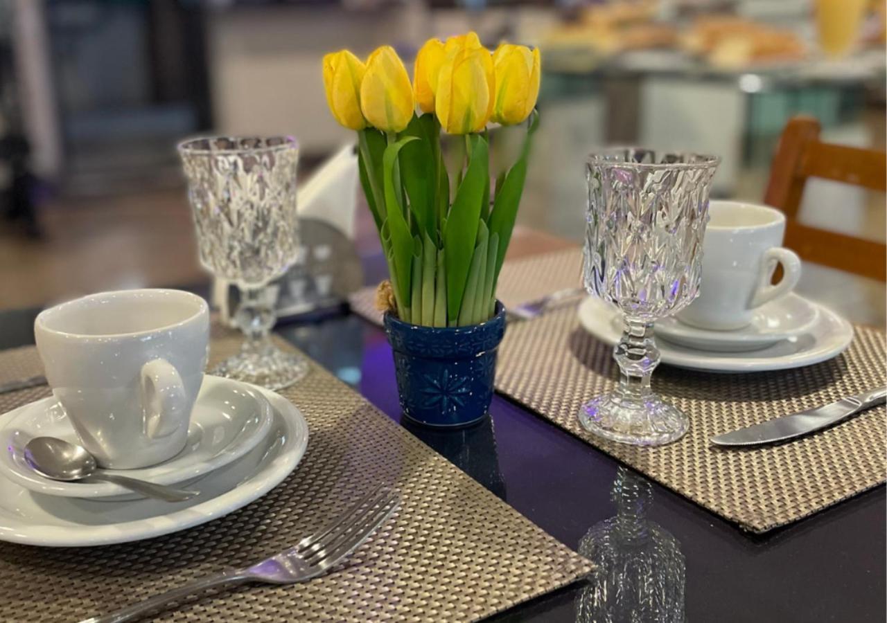 Hotel Palace Кашуэйрас-ди-Макаку Экстерьер фото