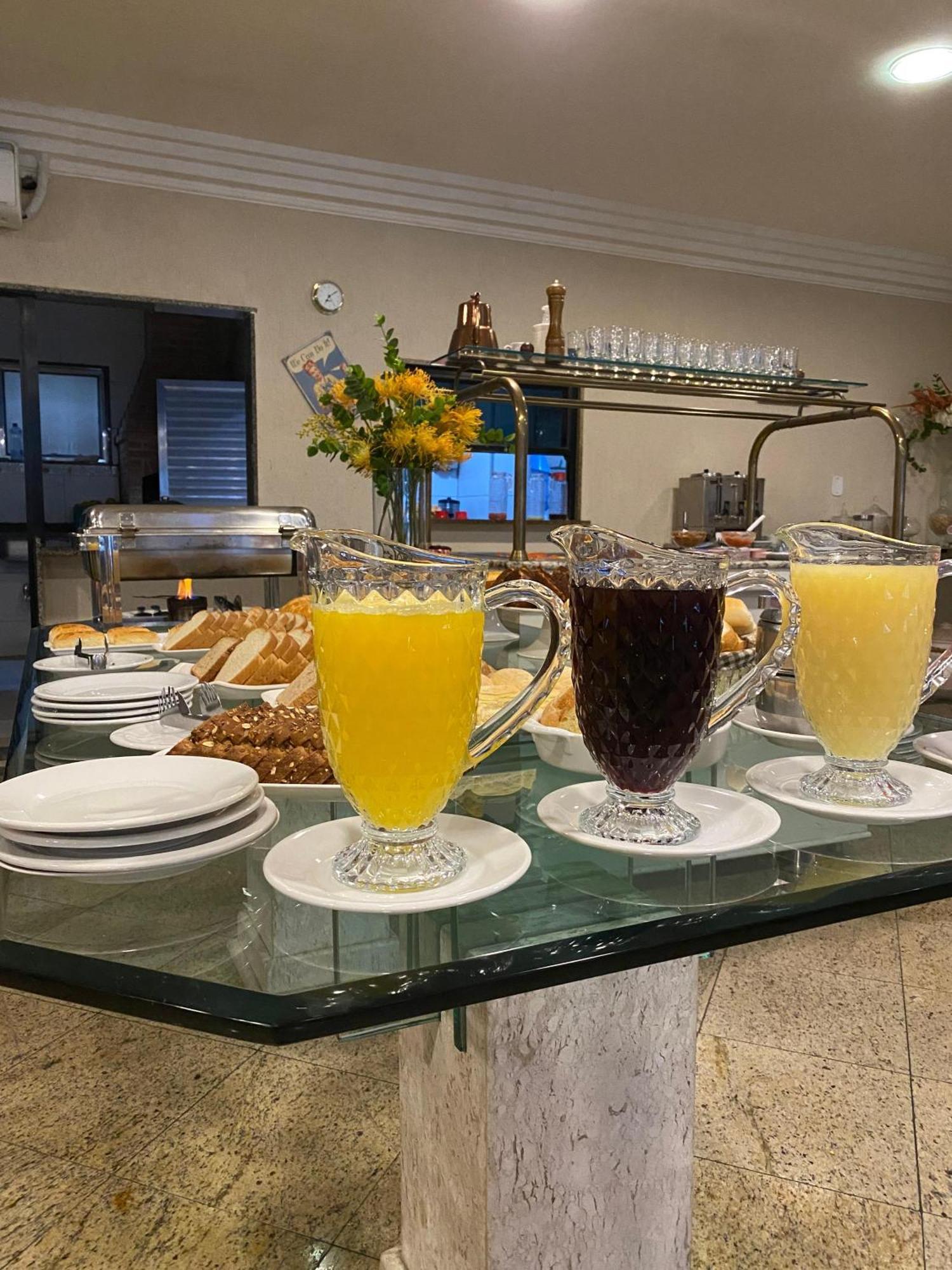 Hotel Palace Кашуэйрас-ди-Макаку Экстерьер фото